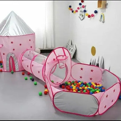 castillo rosado con pelotas