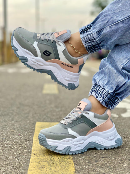 SKECHERS TRACTOR DAMA